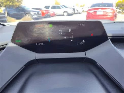 Used 2024 Toyota Prius Prime SE image 26