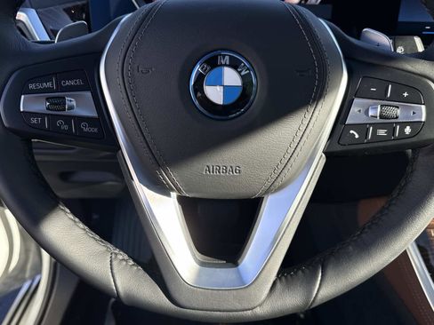 New 2026 BMW X5 xDrive50e w/ Premium Package AWD/4WD image 18