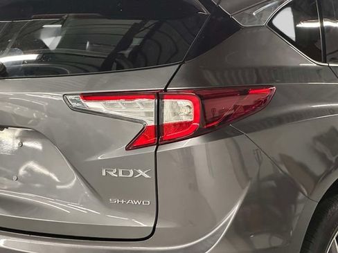 Used 2024 Acura RDX SH-AWD w/ Technology Package image 11