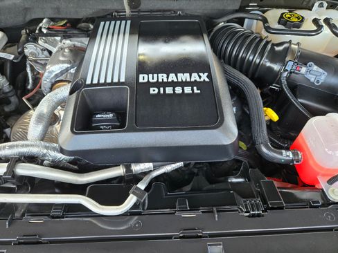 Used 2023 GMC Sierra 1500 Denali Ultimate AWD/4WD image 31
