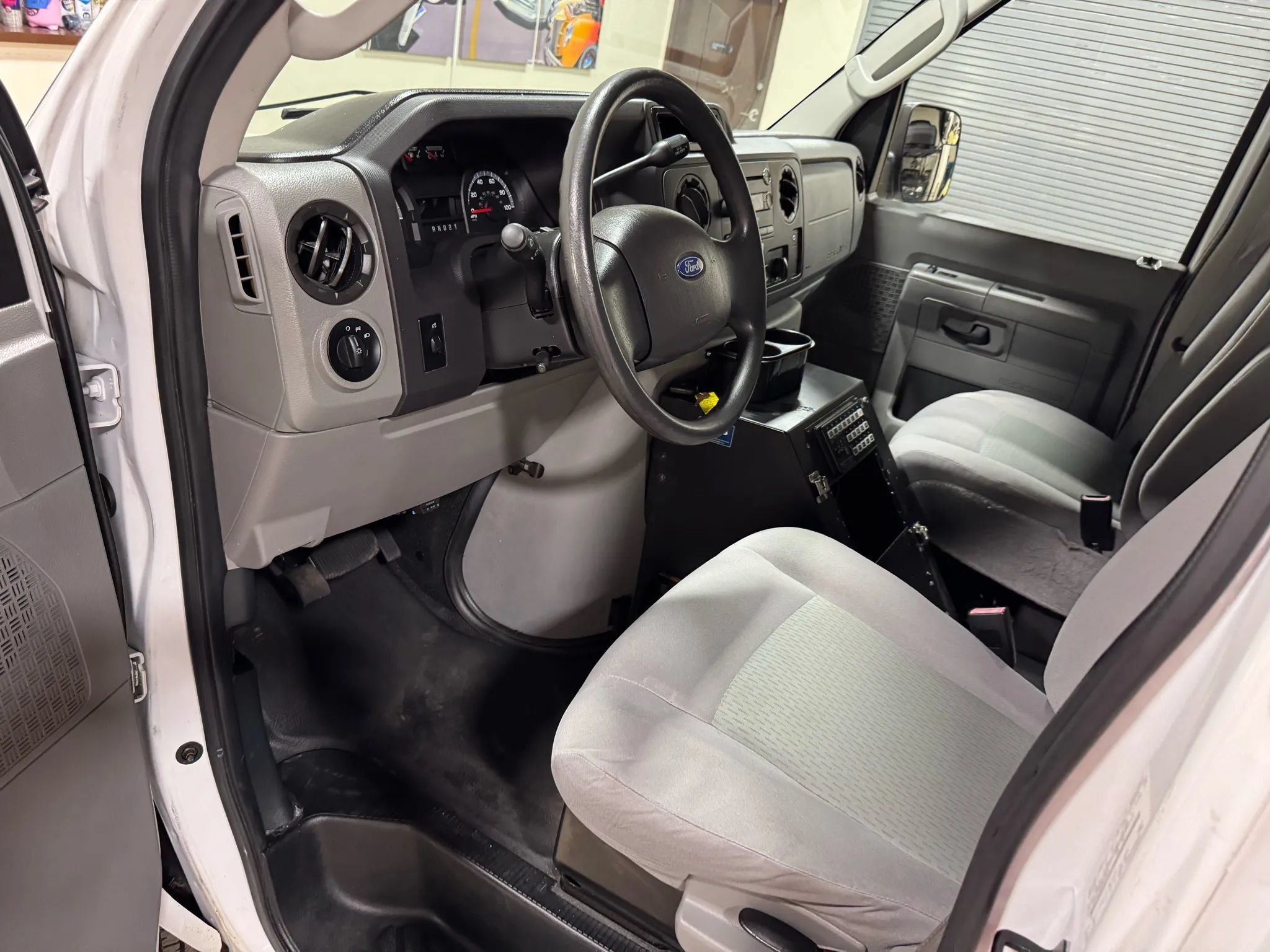 Used 2012 Ford E-350 and Econoline 350 Extended Super Duty w/ PWR Group RWD image 48
