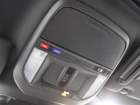 New 2026 Subaru Forester Premium image 18