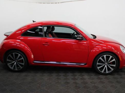 Used 2012 Volkswagen Beetle 2.0T FWD image 6