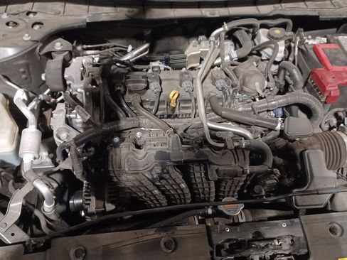 Used 2023 Nissan Altima 2.5 SV image 9