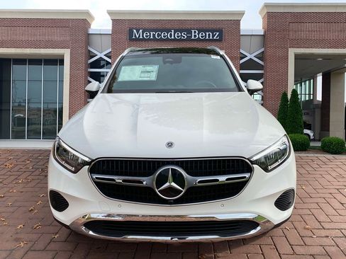 Certified 2025 Mercedes-Benz GLC 300 4MATIC image 2