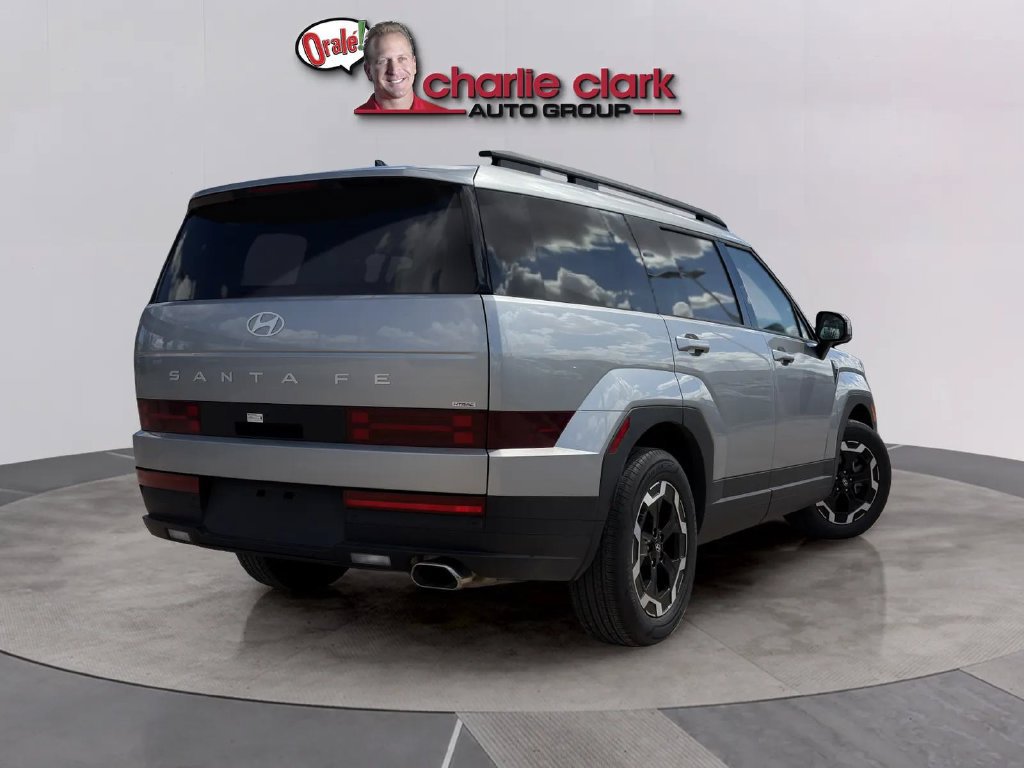 Used 2026 Hyundai Santa Fe SEL AWD/4WD image 4