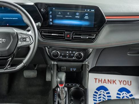 Used 2024 Chevrolet TrailBlazer RS image 23