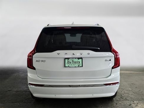 New 2026 Volvo XC90 B6 Ultra w/ Protection Package image 6