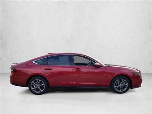 Used 2024 Honda Accord EX image 4