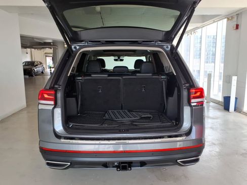 Used 2023 Volkswagen Atlas SE w/ Panoramic Sunroof Package AWD/4WD image 10
