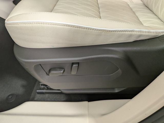 Used 2023 Buick Envision Avenir FWD image 19