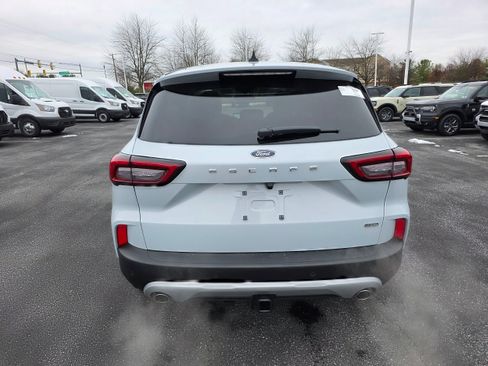 New 2026 Ford Escape SE w/ Class II Trailer Tow Package image 4