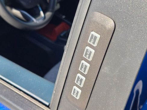 Used 2023 Ford Maverick XLT image 18