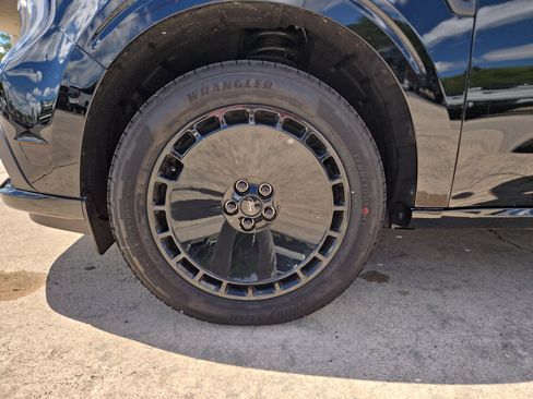 Used 2026 Ford Maverick Lobo AWD/4WD image 9