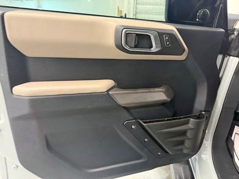 Used 2022 Ford Bronco Wildtrak AWD/4WD image 11