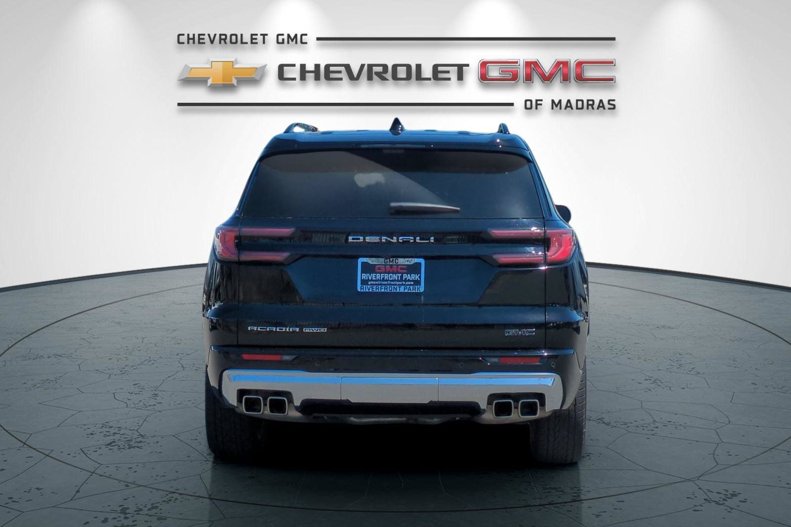 Used 2025 GMC Acadia Denali w/ Super Cruise Package AWD/4WD image 4