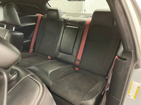 Used 2022 Dodge Challenger SRT Hellcat w/ Plus Package RWD image 21