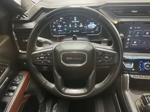 Used 2025 GMC Sierra 1500 Denali Ultimate AWD/4WD image 13