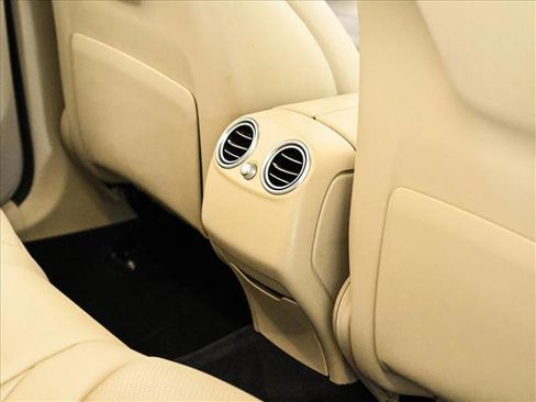 Used 2018 Mercedes-Benz GLC 300 4MATIC image 19