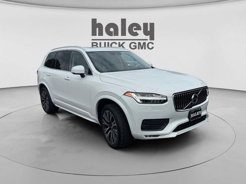 Used 2020 Volvo XC90 T5 Momentum w/ Protection Package Premier AWD/4WD image 7