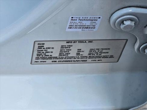 Used 2020 Tesla Model Y Long Range image 15