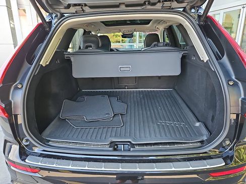 Used 2023 Volvo XC60 B5 Plus w/ Protection Package Premier AWD/4WD image 30