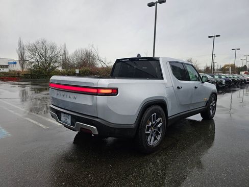 Used 2022 Rivian R1T Launch Edition image 7