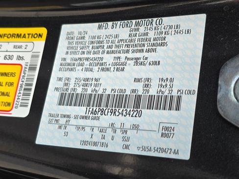Used 2024 Ford Mustang GT Premium w/ GT Performance Package RWD image 32