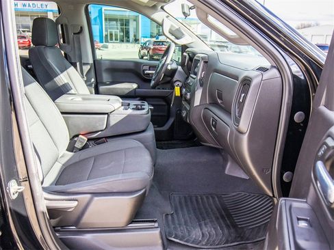 Used 2021 Chevrolet Silverado 1500 Custom Trail Boss w/ LPO, Dark Essentials Package image 13