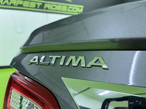 Used 2016 Nissan Altima 2.5 SR FWD image 12