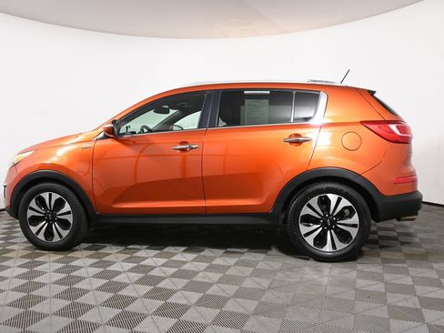 Used 2011 Kia Sportage SX w/ Premium Pkg w/Color Pkg AWD/4WD image 2