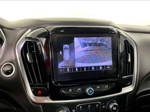 Used 2020 Chevrolet Traverse RS FWD image 27