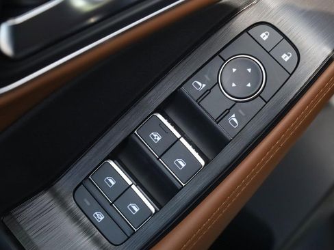 New 2026 Nissan Rogue Platinum w/ Platinum Premium Package image 11