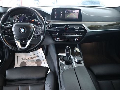 Used 2019 BMW 530i xDrive w/ Convenience Package image 17