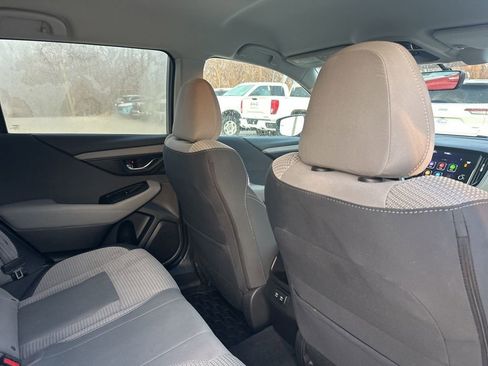 Used 2021 Subaru Outback Premium image 13