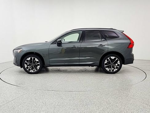 New 2026 Volvo XC60 B5 Plus w/ Climate Package AWD/4WD image 3