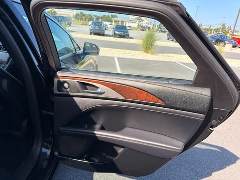 Used 2018 Lincoln MKZ Reserve AWD/4WD image 16