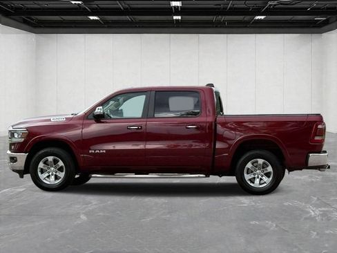 Used 2021 RAM 1500 Laramie AWD/4WD image 2