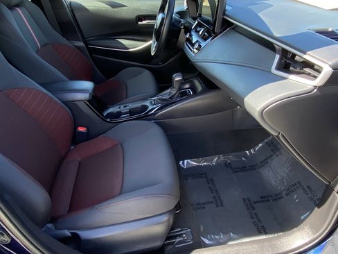 Certified 2025 Toyota Corolla SE image 10