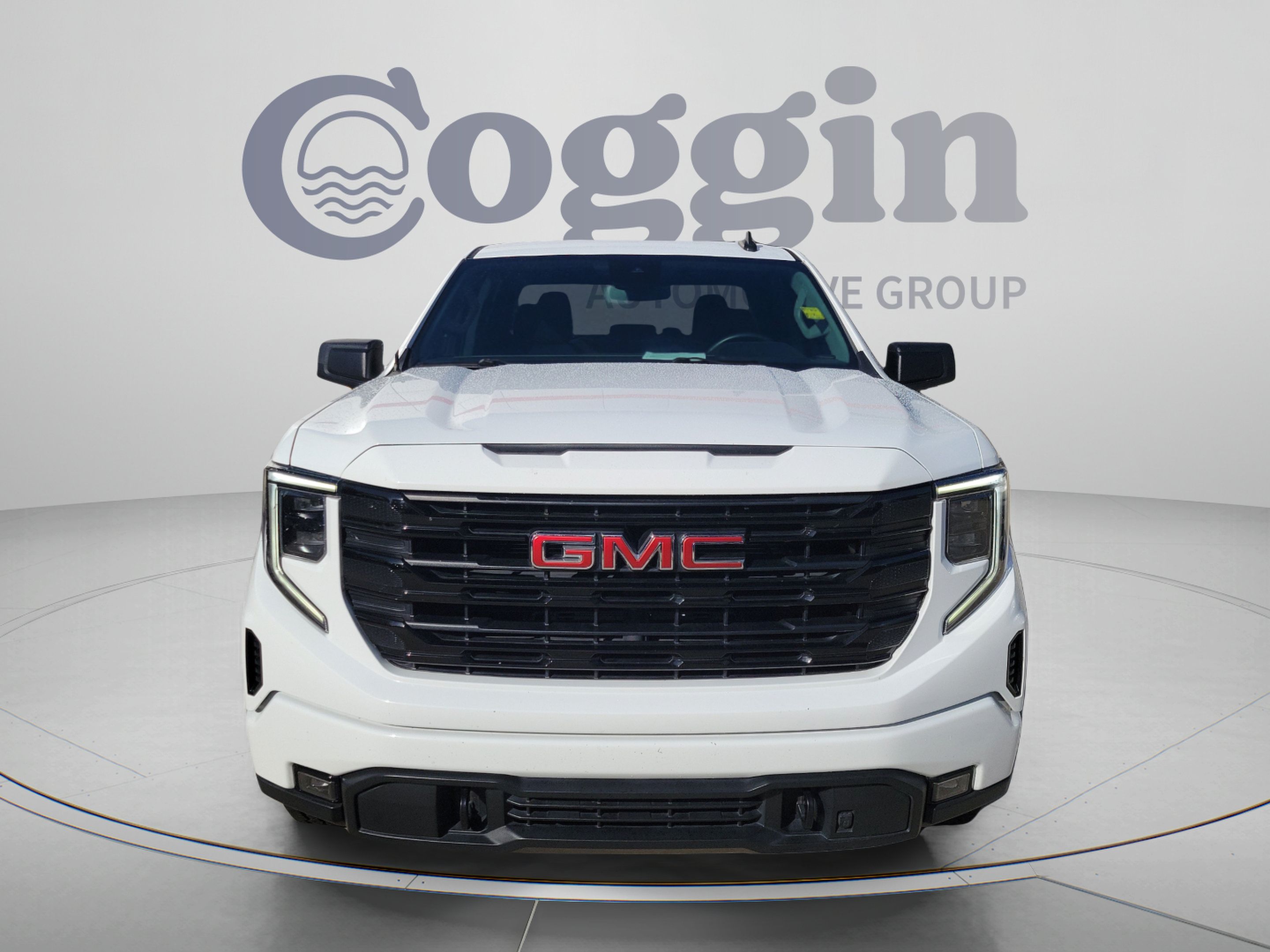 Used 2023 GMC Sierra 1500 Elevation AWD/4WD image 5