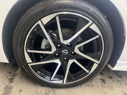 Certified 2025 Nissan Sentra SR w/ SR Premium Package image 8