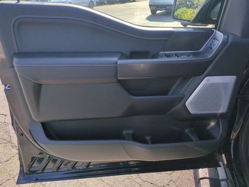Used 2025 Ford F150 Lariat w/ Equipment Group 502A High AWD/4WD image 12