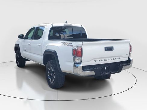 Used 2021 Toyota Tacoma TRD Off-Road image 5