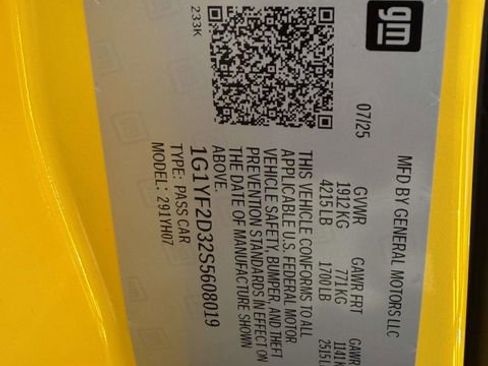 Used 2025 Chevrolet Corvette Z06 RWD image 15
