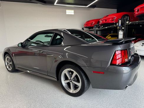 Used 2003 Ford Mustang Mach 1 RWD image 8