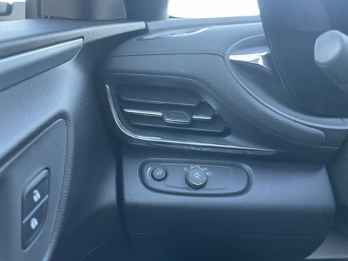 New 2026 Buick Envista Preferred w/ Advanced Safety Package image 12