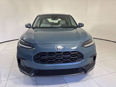 Used 2025 Honda HR-V LX image 8