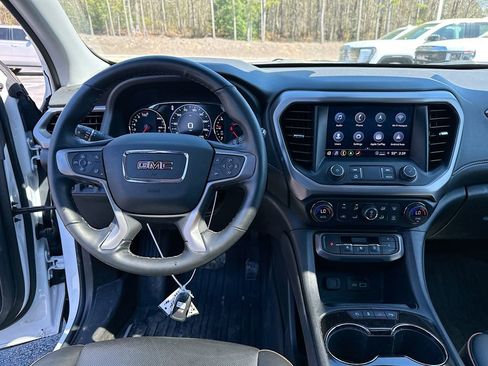 Used 2023 GMC Acadia AT4 w/ Technology Package image 19