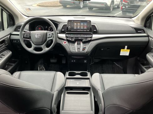 Certified 2026 Honda Odyssey EX-L image 32