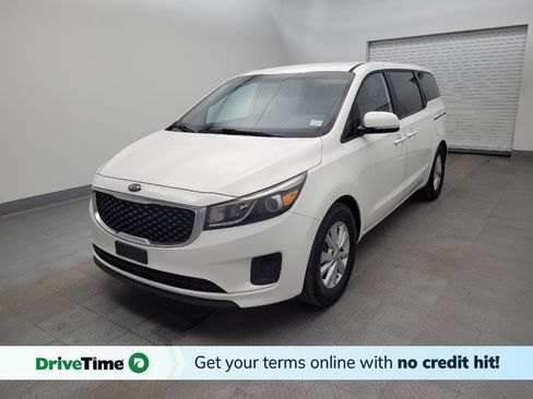 Used 2017 Kia Sedona LX image 1